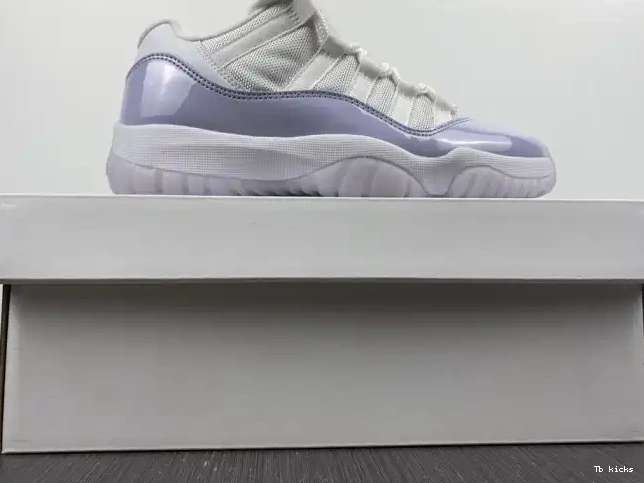 Rep TBK Pure Air 11 Jordan WMNS AH7860-101 Violet Low 0611